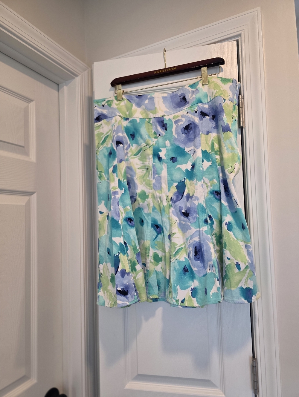 dressbarn Floral Circle Skirt in Blue, Teal & Green